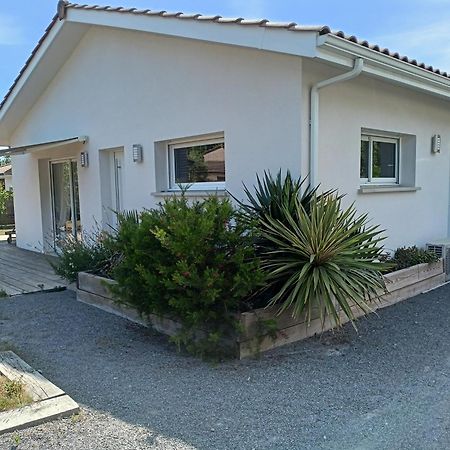 Chez Steph Villa Salles  Buitenkant foto